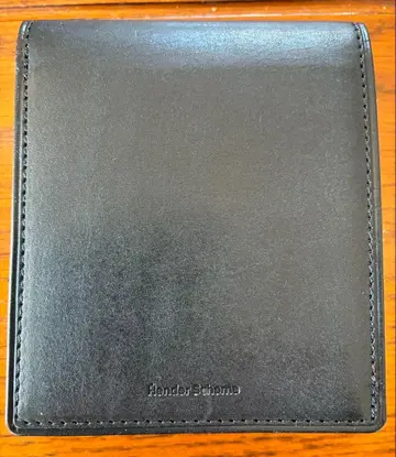 헨더 스킴 하프 폴디드 지갑 블랙