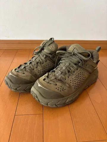 호카오네오네 Tor Ultra Lo 엔지니어드 가먼츠