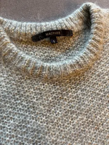 모헤어 라이트 그레이 크루넥 니트