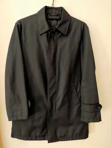 블랙 코트 취업활동