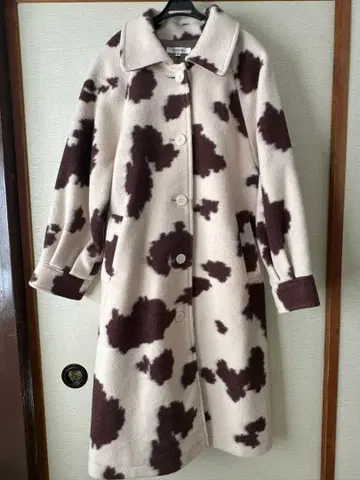 [새상품급] moussy 소 패턴 롱 코트