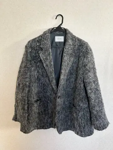 RAY CASSIN 샤기 코트