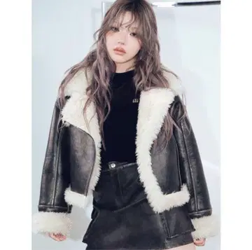 MURUA 빈티지 스타일 숏 페이크 무스탕