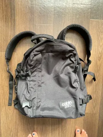 캐빈 제로 블랙 백팩 28L