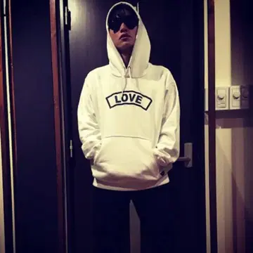 optimystik 콜라보 후드티