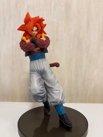 드래곤볼 피규어 스탠드 포함