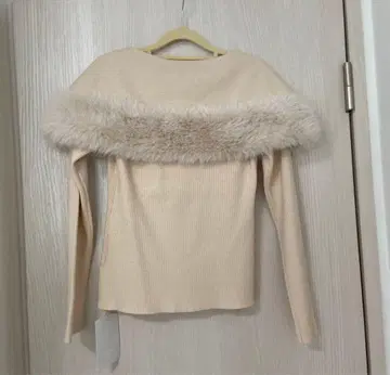 CELFORD 퍼 트리밍 긴팔 니트 36