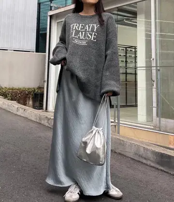 차오패닉 티피 - 3kg 덜 나가 보이는 스타일업 새틴 스커트