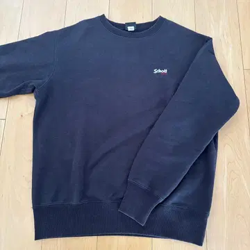 Schott 블랙 맨투맨 M