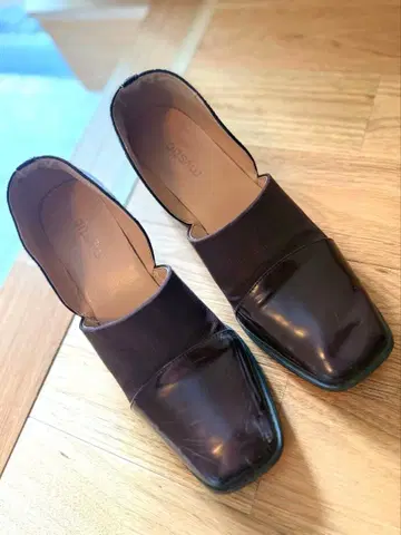 myystic 브라운 스퀘어 로퍼