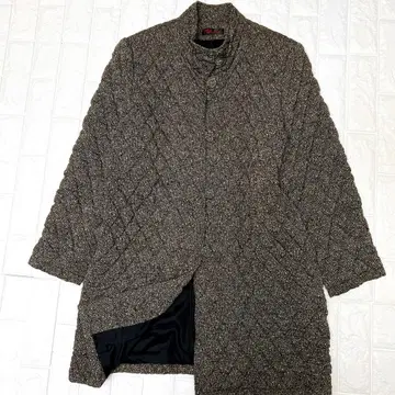 새상품급 시선당 크레이프 원단 퀼팅 코트 입체감