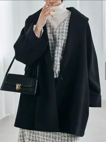 RANAN 울 빅 컬러 가운 코트