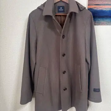 나노 유니버스 브라운 피코트