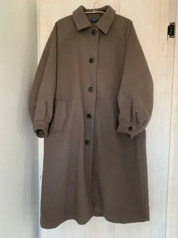 시마무라 오카다유리 코트