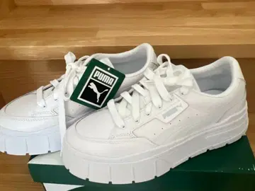 PUMA 화이트 통굽 스니커즈 새상품 25.5cm 푸마 메이즈 스택