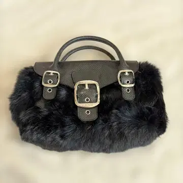 DKNY 블랙 퍼 핸드백