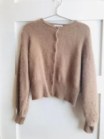 EMMEL REFINES 베이지 가디건 (새상품급)