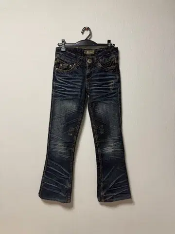 로우라이즈 플레어 데님