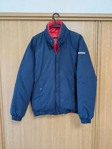 DESCENTE 네이비 다운 자켓