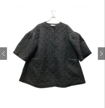 2023AW CELFORD 블랙 퀼팅 플레어 코트