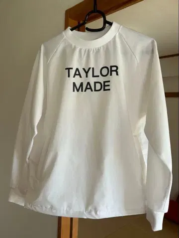 TaylorMade 테일러메이드 스니드 풀오버 화이트 M 사이즈