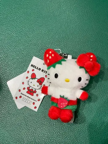 딸기 신문 키티 토이 키링 딸기 이치고맨