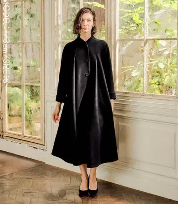 JENNE 일본제 클래식 플레어 코트 블랙