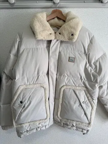 인조 모피 후드 다운 자켓 라이트 베이지