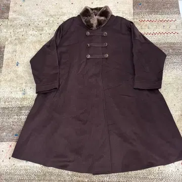 하나에모리 코트 퍼 브라운