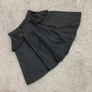 TO BE CHIC 미니 스커트 플레어 성숙/러블리 블랙 (40)