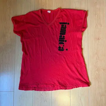 Rose Knits Jamaica tee