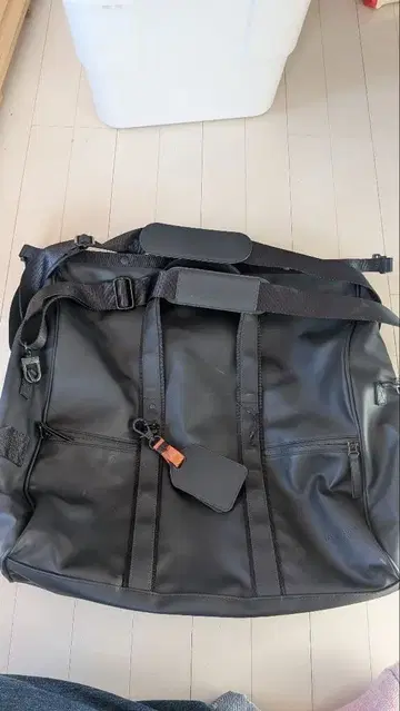 GASTON LUGA 블랙 보스턴 백