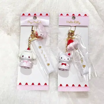 딸기 휘핑 케이크 헬로키티 마이멜로디 키링