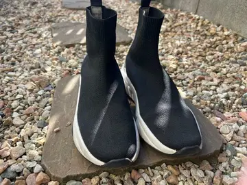 다이애나 스니커즈 24cm