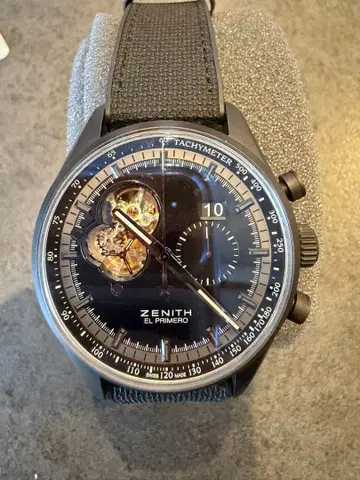 제니스 ZENITH 엘 프리메로 크로노마스터 나이트 비전 데이트