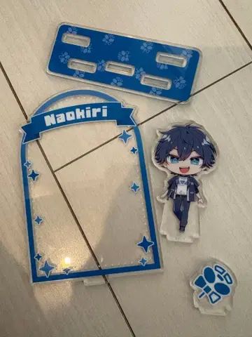 Naohiri 아크릴 스탠드