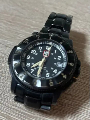 루미녹스 블랙 아날로그 손목시계