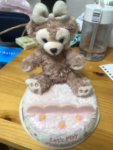 리본 포함 봉제 인형 케이크형 받침대