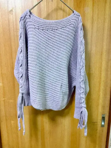 ETIENNE 옅은 핑크 아크릴 니트 긴팔 소매 리본