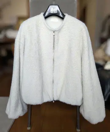 [BALLSEY] 투모로우랜드 아이보리 노카라 자켓 36