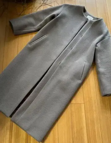 이에나 노카라 코트