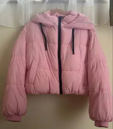 ZARA 후드 부착 핑크 다운 자켓