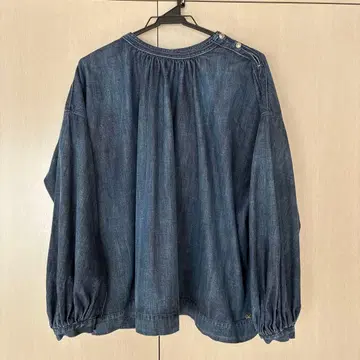 45R 인디고 몽푸치 데님 블라우스