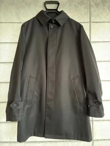 블랙 트렌치코트