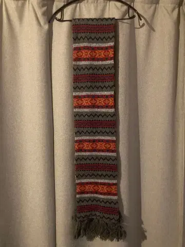 Howlin 울 머플러 기하학 패턴