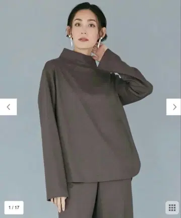 새상품 자유구 블라우스