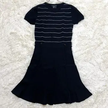 A|X 아르마니 익스체인지 니트 플레어 원피스 M 블랙 보더