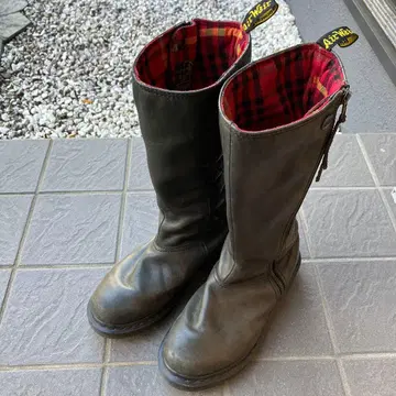 닥터마틴 롱 부츠