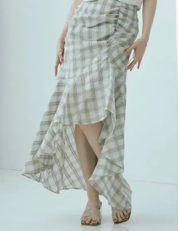 체크 무늬 프릴 머메이드 스커트 crayme