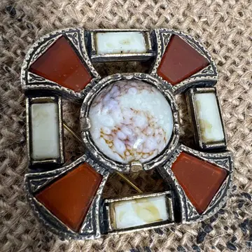 미라클 miracle 브로치 앤티크 빈티지 탑